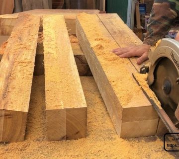 نجار في أم القيوين